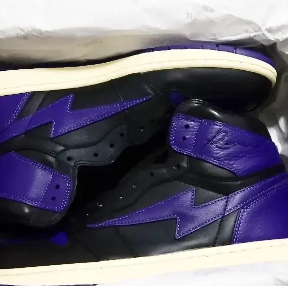 Kool Kiy Sneakers